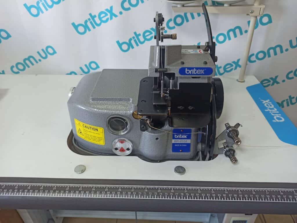 Оверлок ковровый промышленный двухниточный Britex 2502 без боковой обрезки