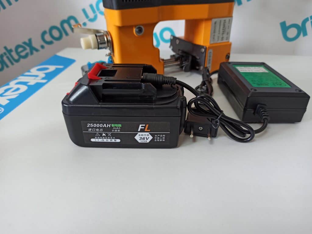 Мешкозашивочная машина GK9-900D на аккумуляторе